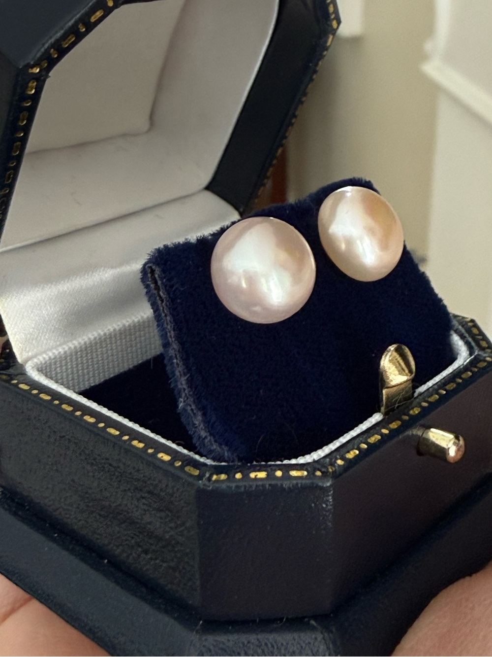 Solid 9K Gold Pearl Stud Earrings - Pink Cream Pearl Button Studs - Picture 4 of 8